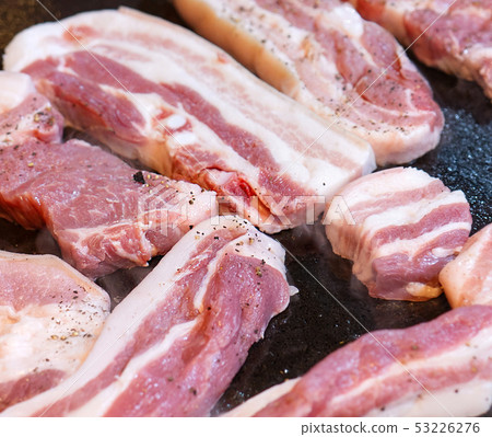 黑肉，韓國食品，食品，盤子，食品，炸黑豬肉，黑豬肉 53226276