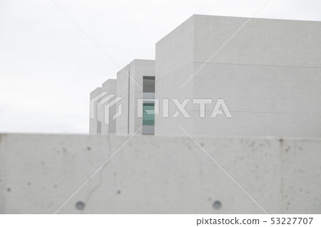 White architecture 53227707