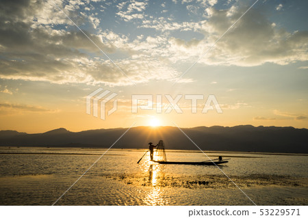 Fisherman Inle Lake Inle Lake Fisherman Myanmar 53229571