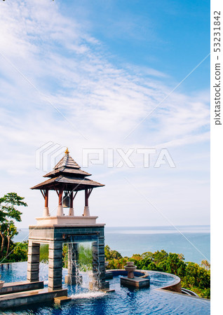 Hill top infinity edge pool with seascape and blue Hill top infinity edge pool with seascape and blue 53231842