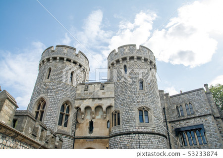 石柱建築和溫莎城堡的石牆 53233874