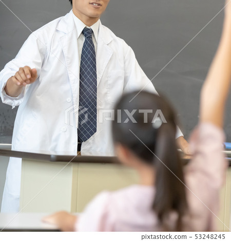 課程 人 人物 53248245