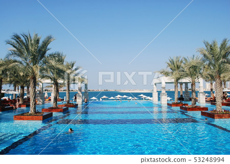 Hotel pool (Dubai) 53248994