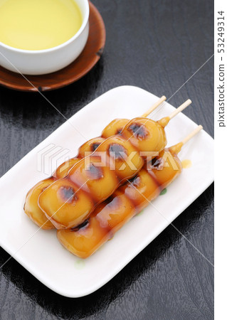 Mitarashi dumpling Mitarashi dumpling 53249314