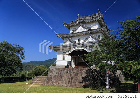 Uwajima Castle, castle tower (existing tower) 53250111