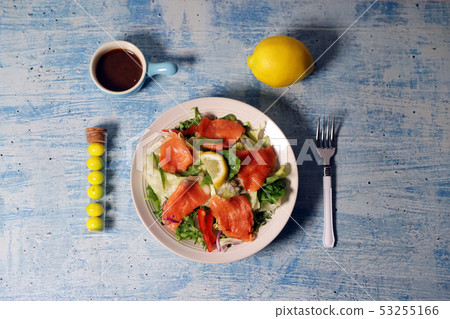 Salmon salad and coffee 53255166