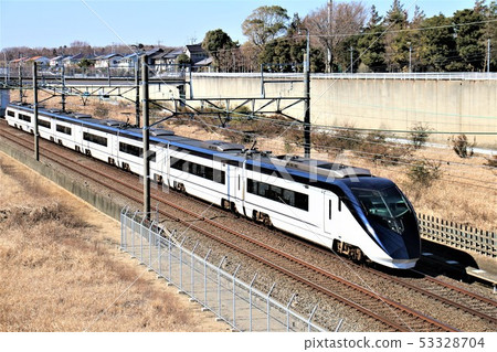 Keisei Electric Railway Narita Sky Access passing through the Hokuso Line near Shiroi City, Chiba Prefecture Keisei Electric Railway Narita Sky Access passing through the Hokuso Line near Shiroi City, Chiba Prefecture 53328704