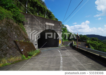 Heisei sink slope tunnel of Aogashima Heisei sink slope tunnel of Aogashima 53339308