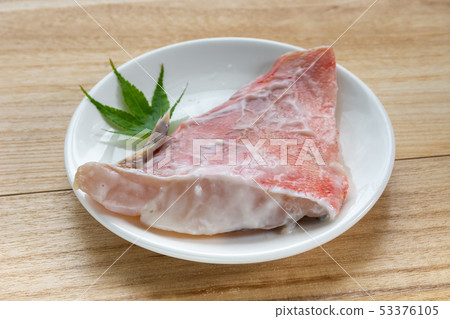醃紅魚 53376105