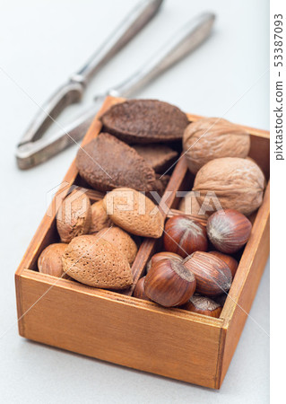 Hazelnut, walnut, almond and brazil nuts 53387093