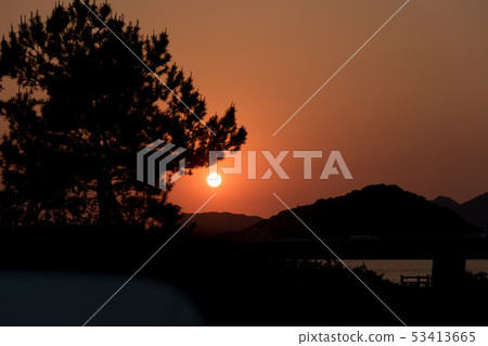 在Itoshima半島的日落 在Itoshima半島的日落 53413665