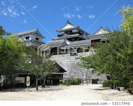 Matsuyama Castle (Otenashi seen from Honmaru Square, Small Tenshu, Ichinomon Nanjo, Ninomon Nanjo) 53517948