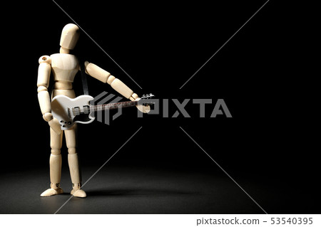 彈吉他 彈吉他 53540395