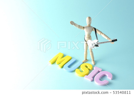 彈吉他 彈吉他 53540811