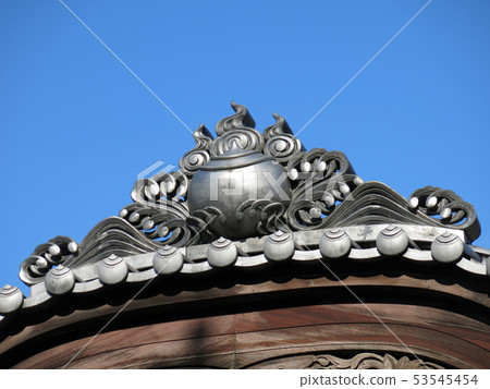 Hot water ball on the roof of the main entrance of the Dogo Onsen Main Building Hot water ball on the roof of the main entrance of the Dogo Onsen Main Building 53545454