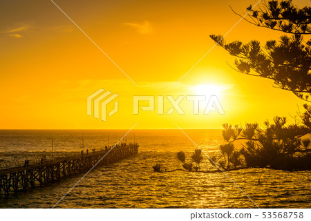 Port Noarlunga jetty at sunset Port Noarlunga jetty at sunset 53568758