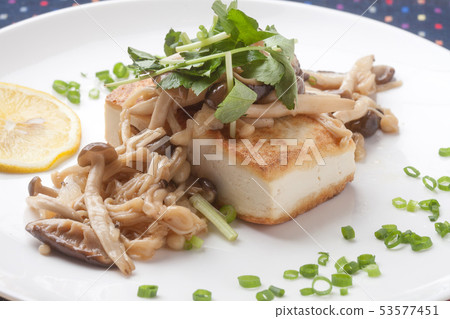 豆腐牛排 53577451