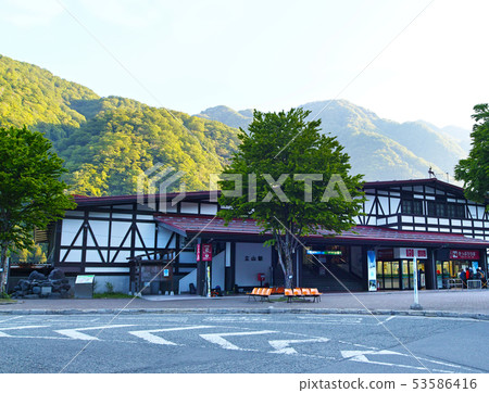 [富山]在初夏的立山站（清晨） 53586416