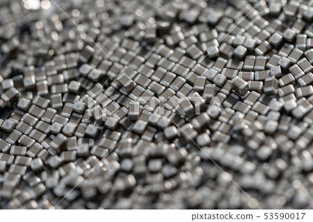 Many electronic components (chip ceramic capacitors) Many electronic components (chip ceramic capacitors) 53590017