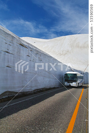 [Toyama] Snow Otani Walk 53590569