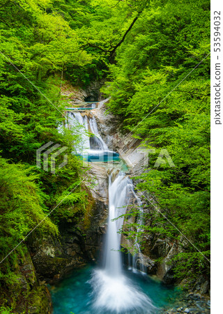 Fresh green nishizawa valley seven waterfalls five steps waterfall 53594032