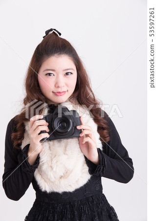 一件衣服,相機的女人 一件衣服,相機的女人 53597261
