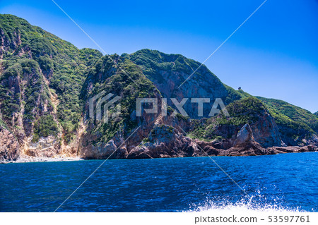 （靜岡縣）Nishiizu Senukimon Cruise從船上方看到的海岸線 53597761