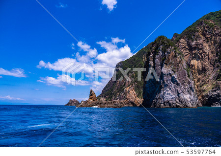 (Shizuoka Prefecture) Nishiizu Senukimon Cruise A coastline seen from above the ship 53597764