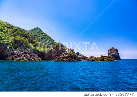 (Shizuoka Prefecture) Nishiizu Senukimon Cruise A coastline seen from above the ship 53597777