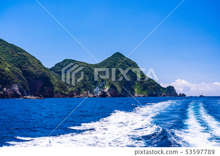 (Shizuoka Prefecture) Nishiizu Senukimon Cruise A coastline seen from above the ship 53597789