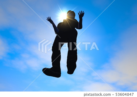 跳在天空中 跳在天空中 53604847