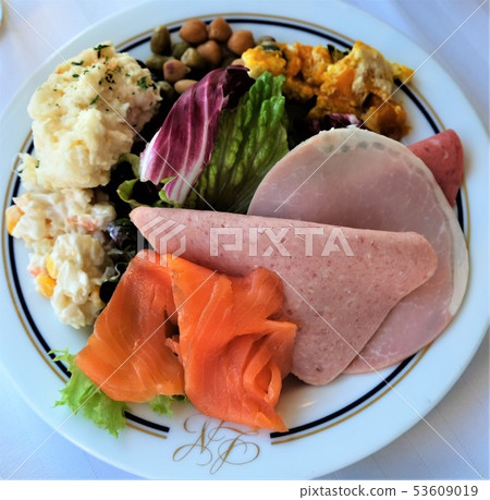 Breakfast buffet image Breakfast buffet image 53609019