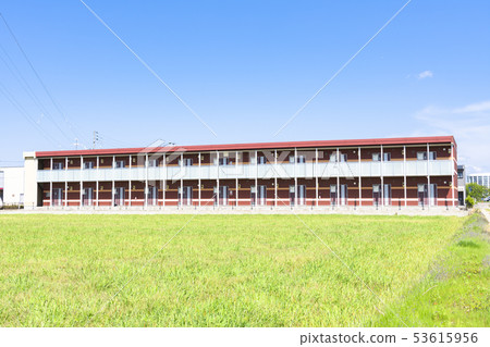 Apartment Apartment 53615956
