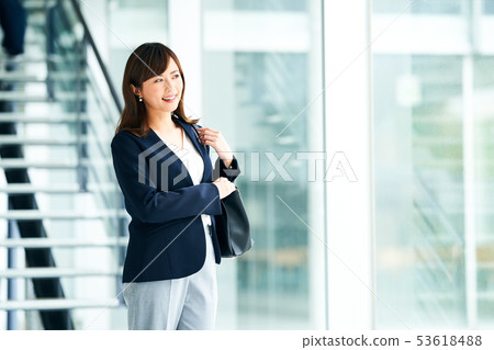 Business woman Business woman 53618488