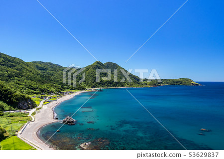 Open sea coast 53629837