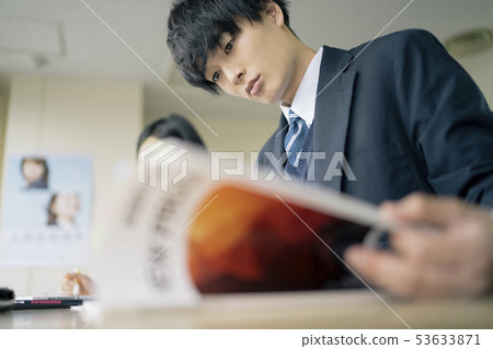 高中生學習補習班預備學校 53633871