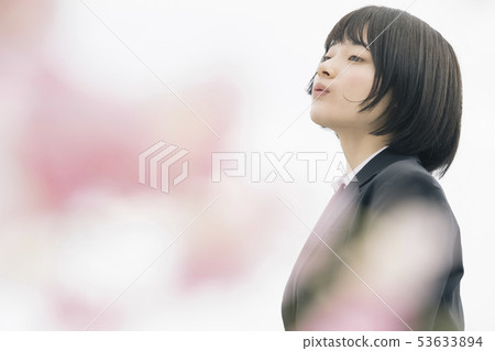 高中生春天 53633894