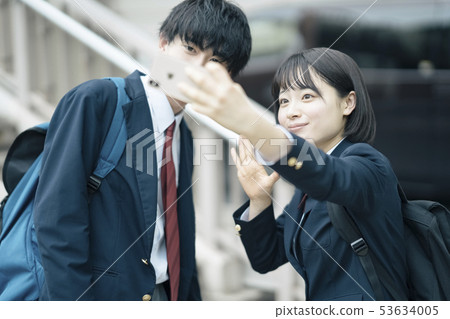 High school students attending school 53634005