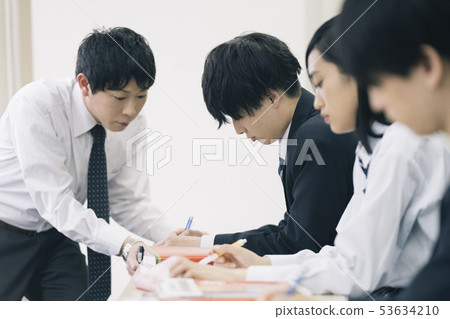 高中生學習補習班預備學校 53634210