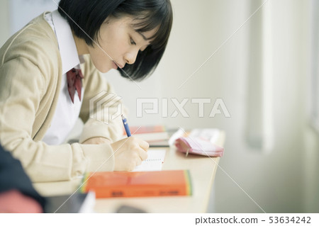 高中生學習補習班預備學校 53634242