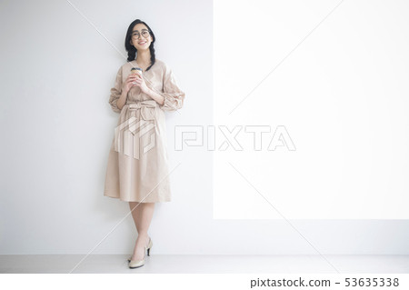 小姐·喝咖啡休息時間 53635338