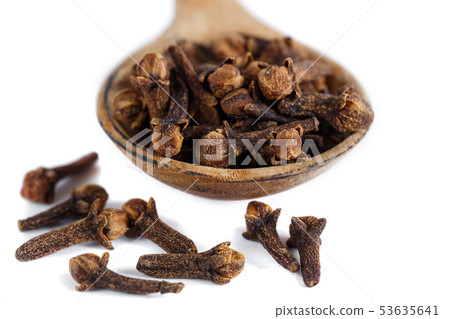 dry spice cloves 53635641