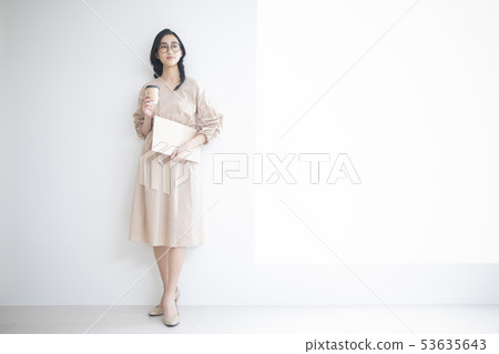 小姐·喝咖啡休息時間 53635643