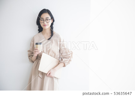 Young lady · Coffee Break 53635647