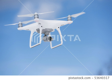 飛行中的無人機 53640317