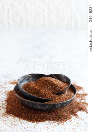 Raw teff grain 53646224