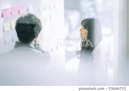 Business meeting 53646735