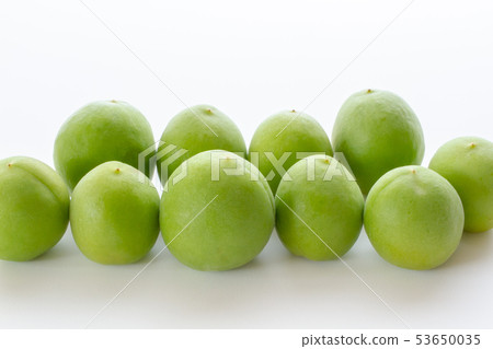 Plum fruit Plum fruit 53650035