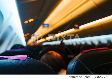 [商業形象]乘飛機出差 53652782