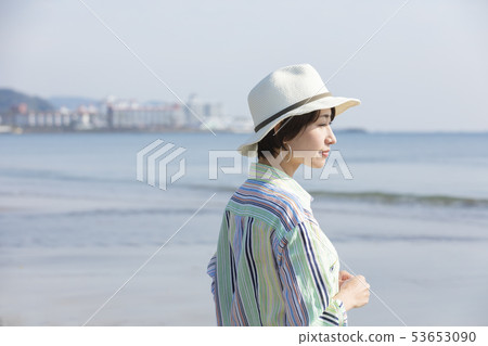 女人海陽光 53653090